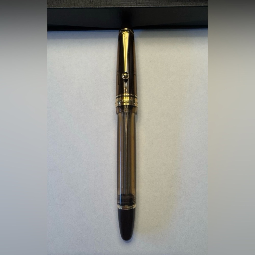 🚨SOLD🚨PILOT Namiki Custom 823 Fountain Pen EUC